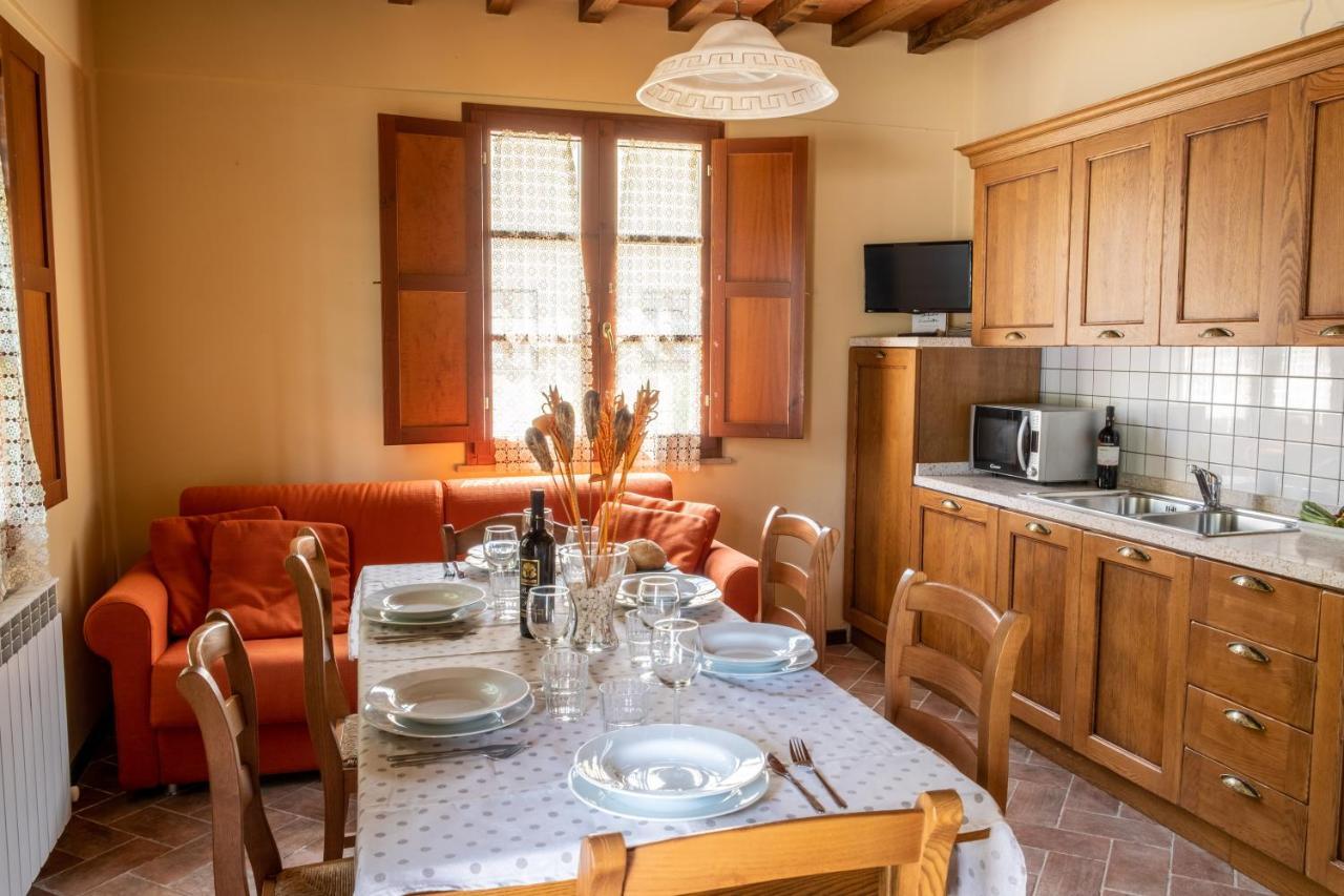 Tuscany Country Apartments Ґамбассі-Терме Екстер'єр фото