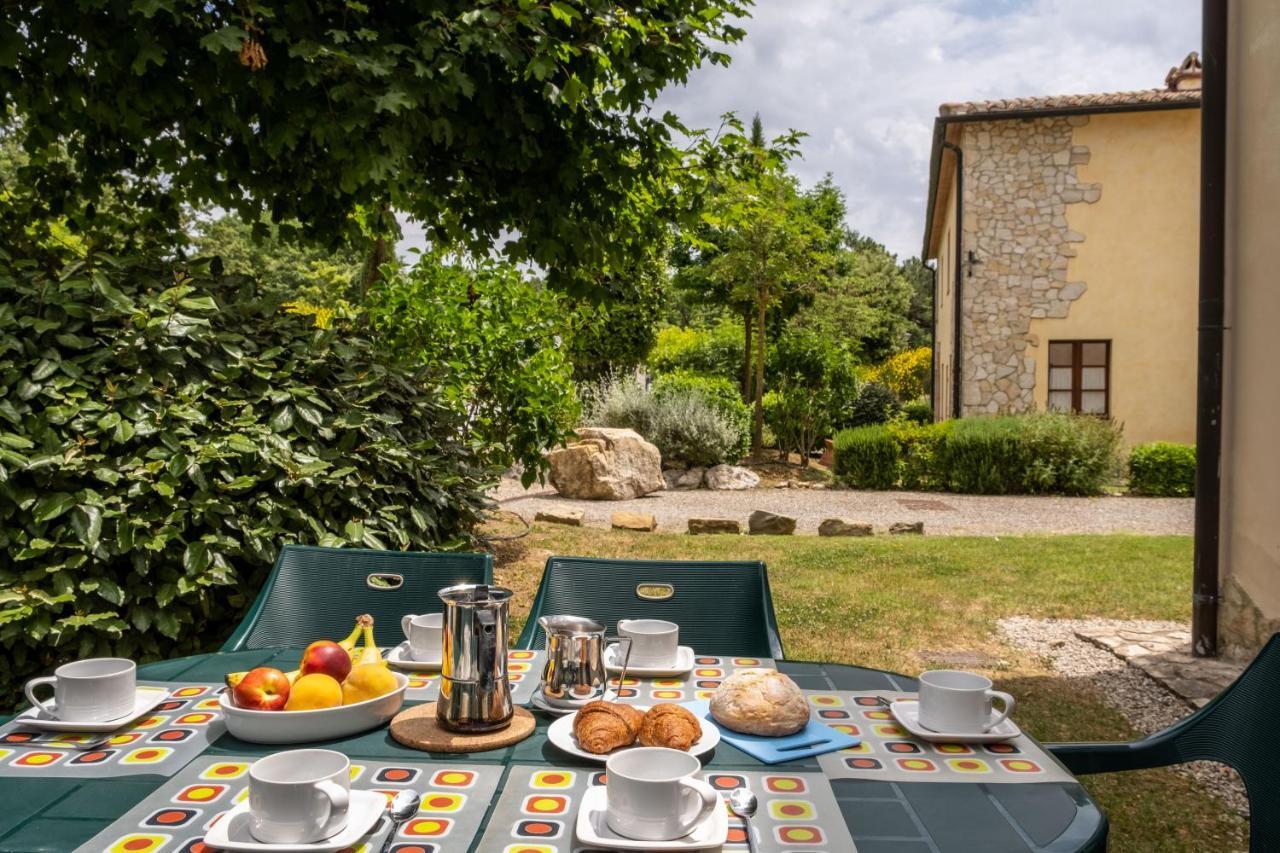 Tuscany Country Apartments Ґамбассі-Терме Екстер'єр фото