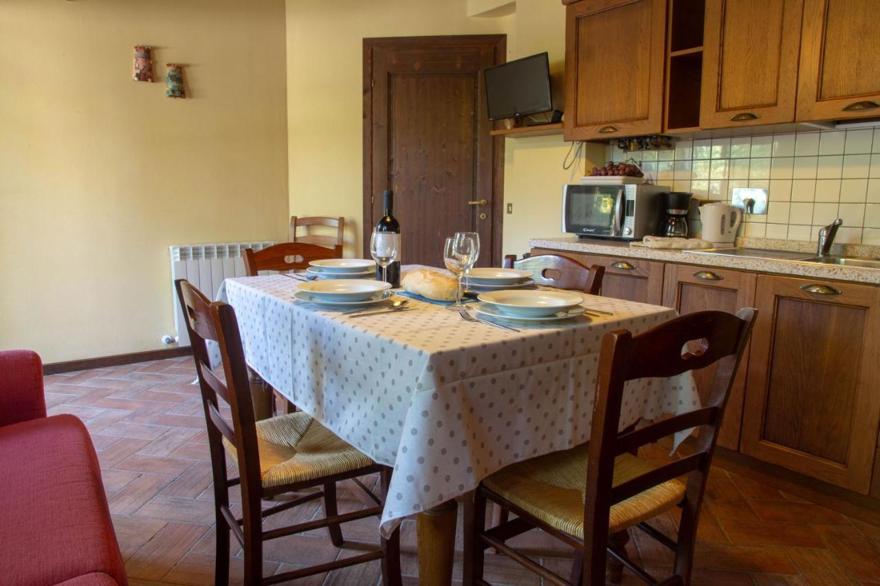 Tuscany Country Apartments Ґамбассі-Терме Екстер'єр фото