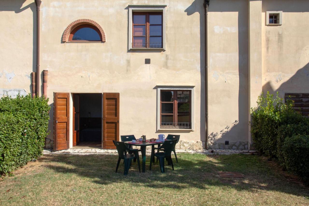 Tuscany Country Apartments Ґамбассі-Терме Екстер'єр фото